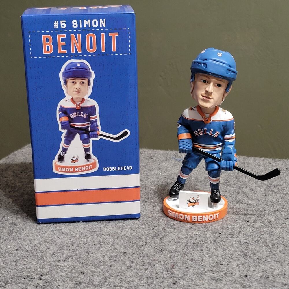 San Diego Gulls Bobblehead Simon Benoit #5 AHL Hockey Retro Third Jersey Ducks